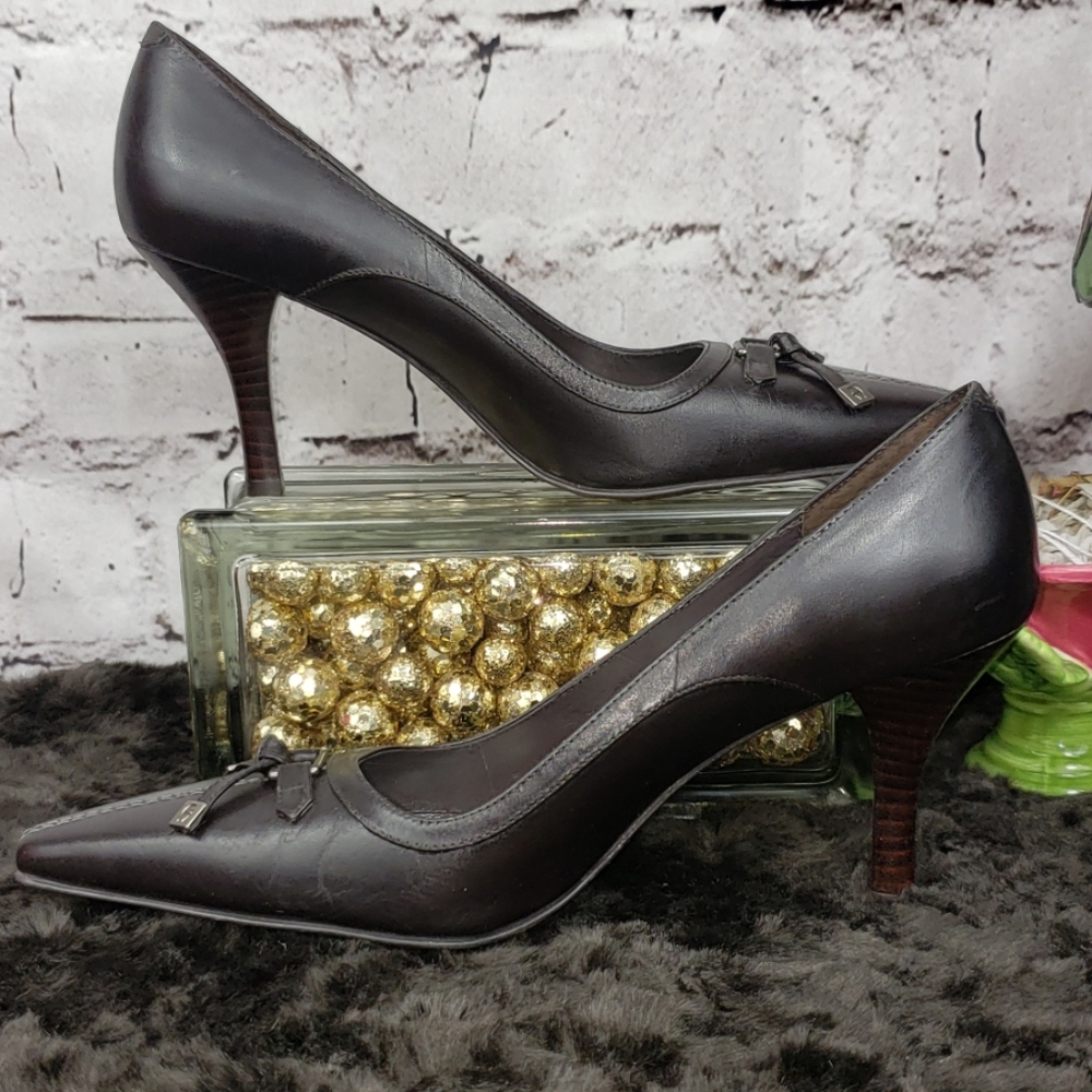 Etienne Aigner Size 7.5, Dark Brown Leathe…